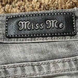 Miss Me Women's Light Gray Jeans